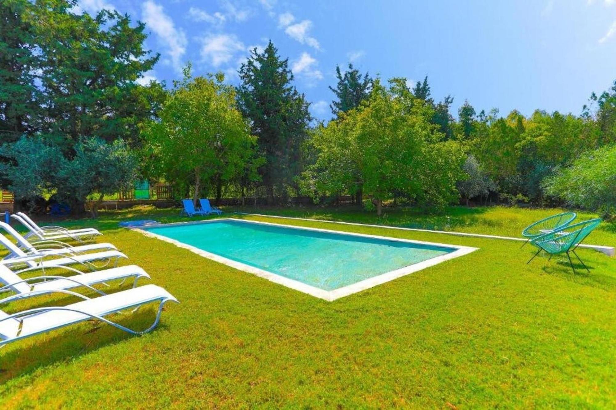 アカラヴィ Secret Garden House - Private Garden With Poolヴィラ エクステリア 写真